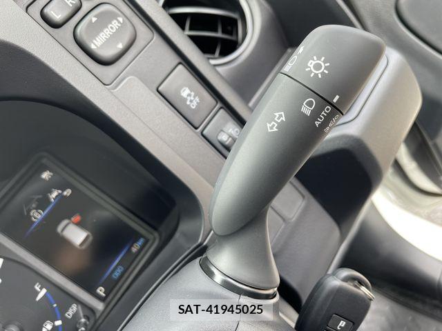 Toyota PROBOX VAN 2026-08 8831223-22