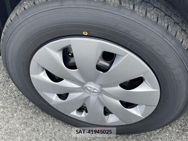 Toyota PROBOX VAN 2026-08 8831223-7