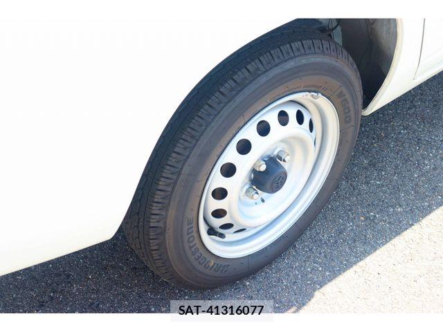 Toyota PROBOX VAN 2023-11 8881732-26