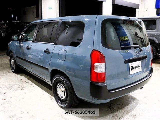 Toyota PROBOX VAN 2022-01 1414396-7