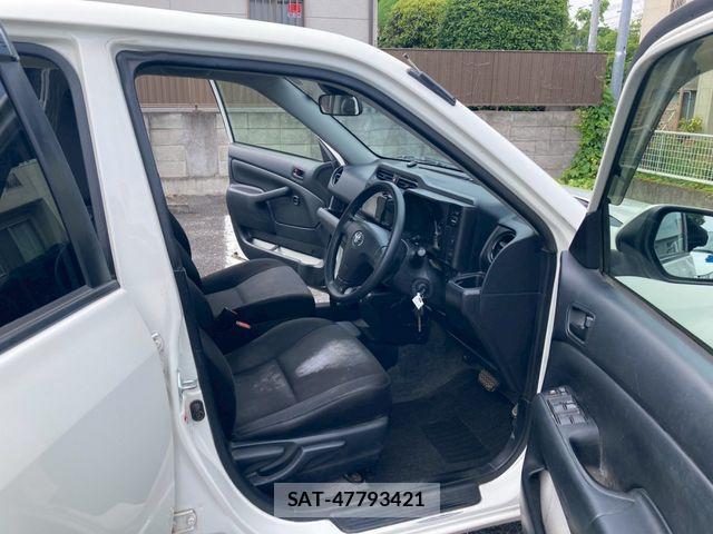 Toyota PROBOX VAN 2021-04 7021327-14