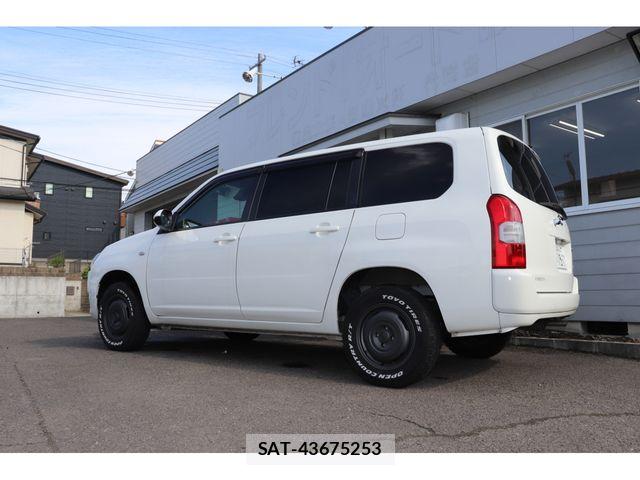 Toyota PROBOX VAN 2023-07 7457074-18