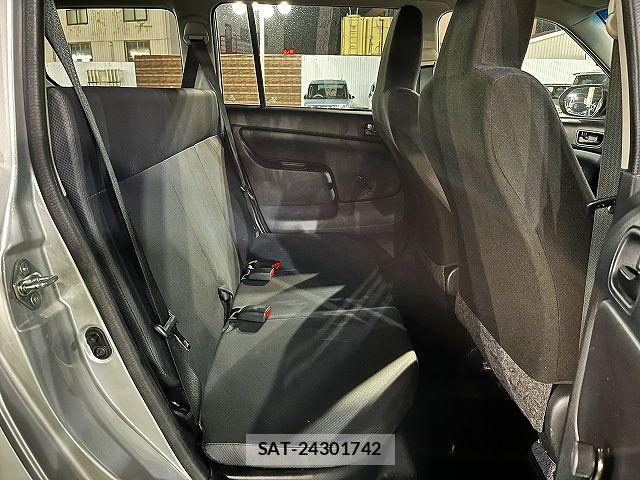 Toyota PROBOX VAN 2022-02 7727606-9