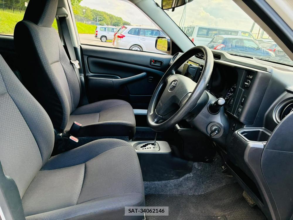 Toyota PROBOX VAN 2019-04 7686697-11