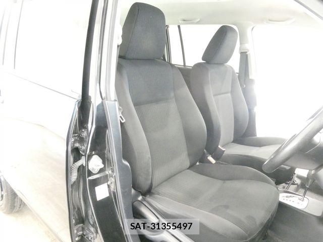 Toyota PROBOX VAN 2022-09 8131995-12