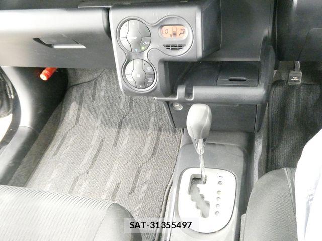 Toyota PROBOX VAN 2022-09 8131995-24