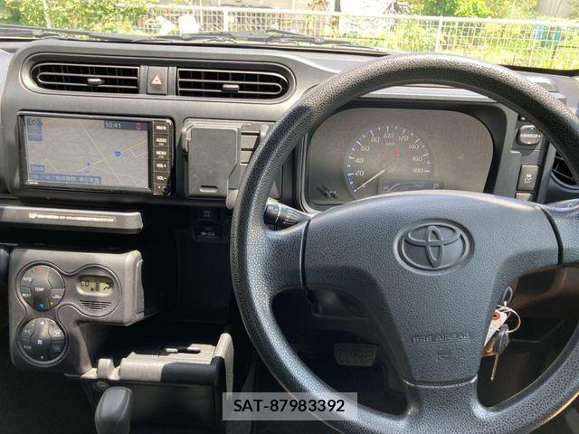 Toyota PROBOX VAN 2022-03 8132000-17