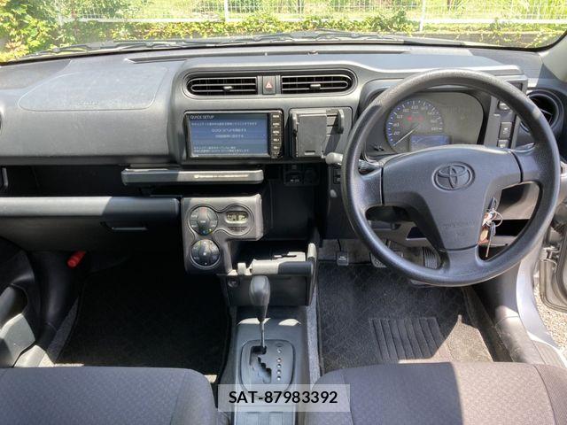 Toyota PROBOX VAN 2022-03 8132000-1