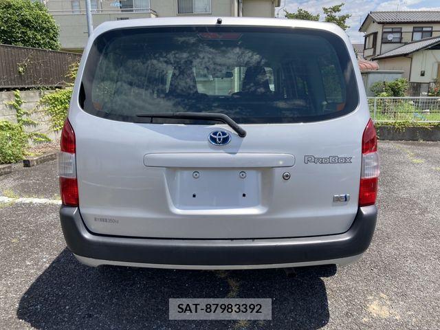 Toyota PROBOX VAN 2022-03 8132000-6
