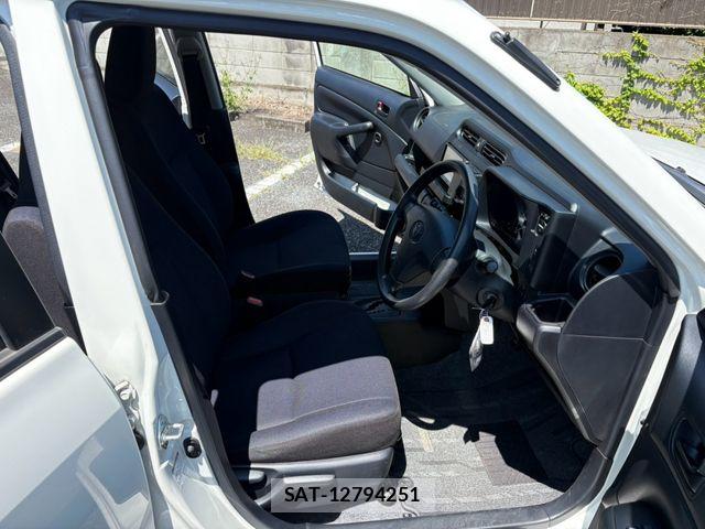 Toyota PROBOX VAN 2021-02 8209719-9
