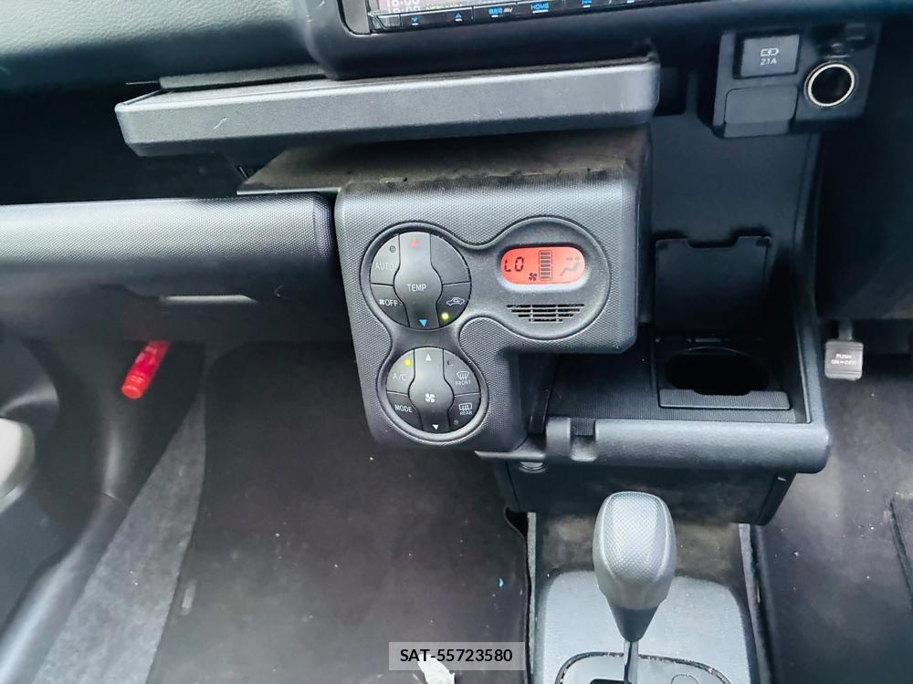 Toyota PROBOX VAN 2019-07 8119957-19