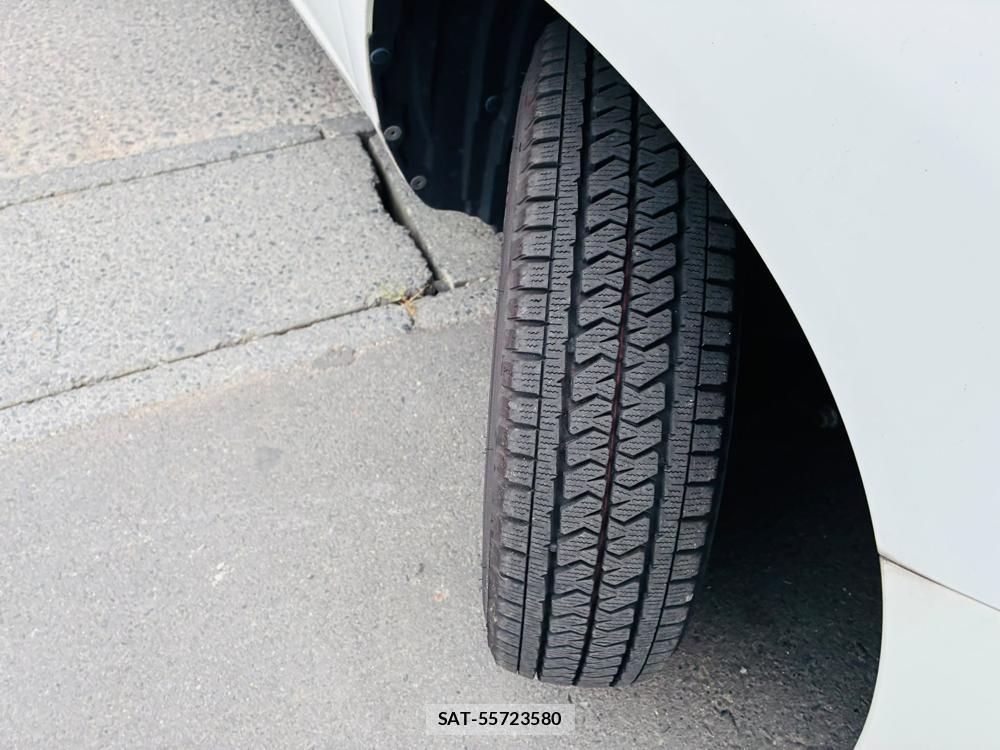 Toyota PROBOX VAN 2019-07 8119957-32
