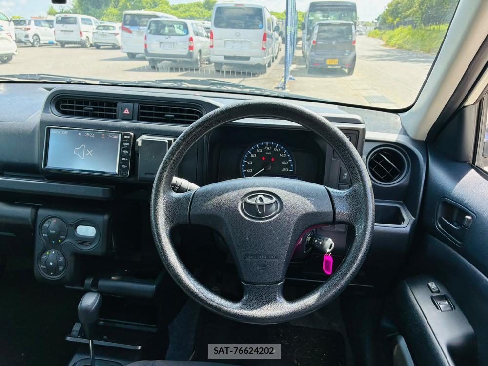 Toyota PROBOX VAN 2020-06 8240812-13