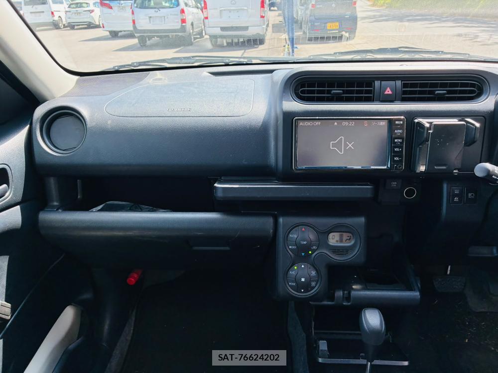Toyota PROBOX VAN 2020-06 8240812-17