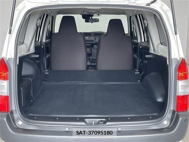 Toyota PROBOX VAN 2023-12 8781752-27