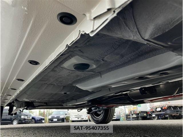 Toyota PROBOX VAN 2026-08 8781749-25