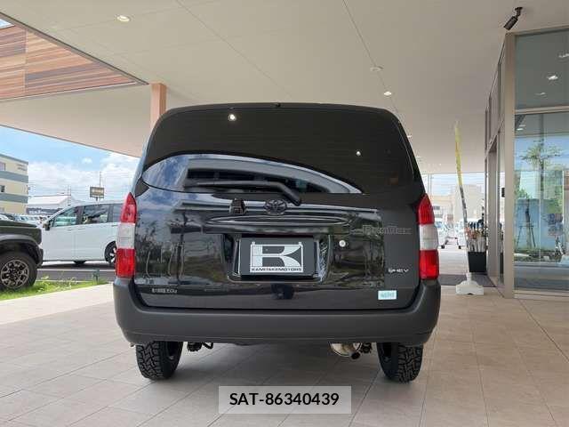 Toyota PROBOX VAN 2025-11 8781748-11