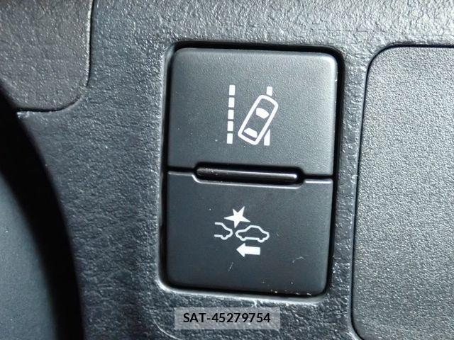 Toyota PROBOX VAN 2021-05 8831229-9