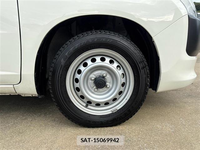 Toyota PROBOX VAN 2023-08 8831227-16