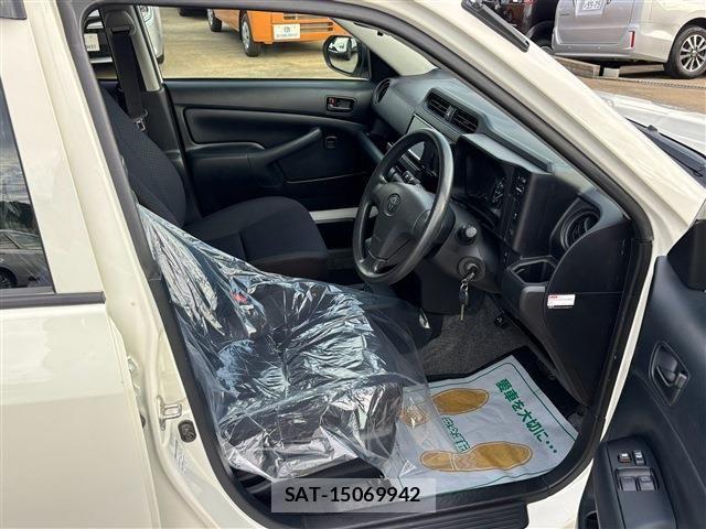 Toyota PROBOX VAN 2023-08 8831227-17