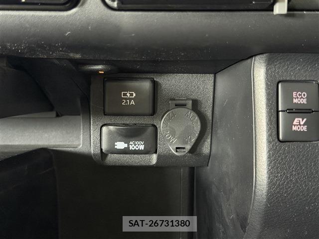 Toyota PROBOX VAN 2022-05 8881736-8