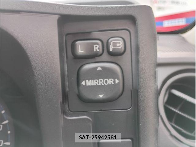 Toyota PROBOX VAN 2023-06 8881738-19