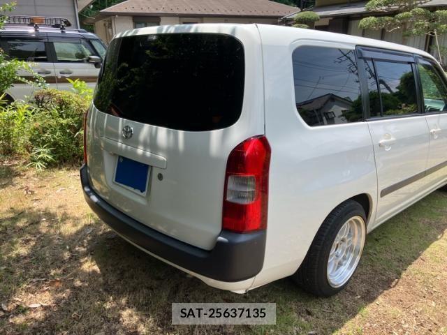 Toyota PROBOX WAGON 2012-07 8231408-7