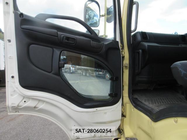 Hino PROFIA 2018-10 536267-18