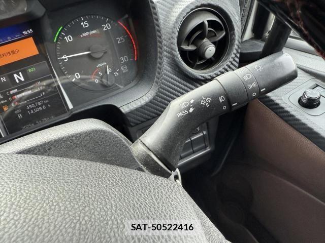 Hino PROFIA 2019-03 865047-28
