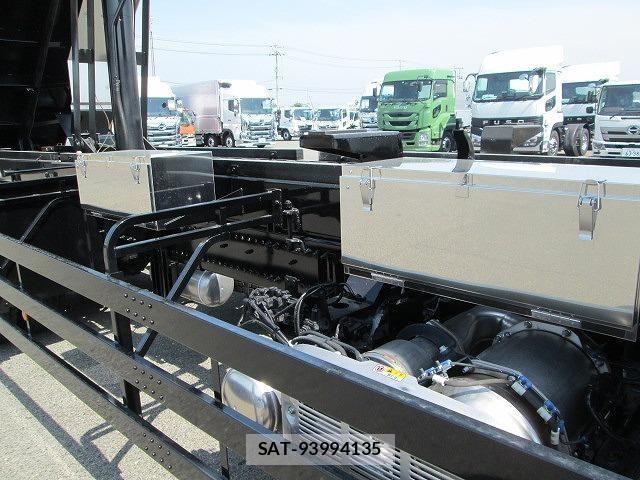 Hino PROFIA 2024-06 695737-9