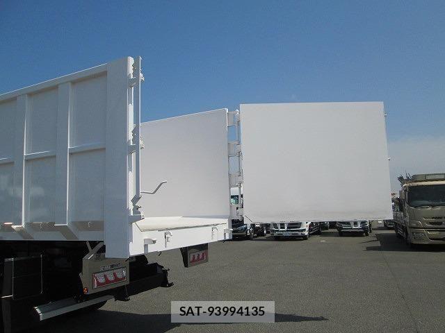 Hino PROFIA 2024-06 695737-27