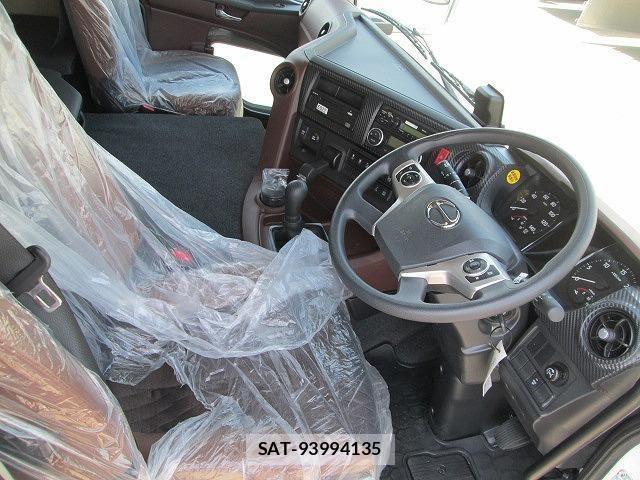 Hino PROFIA 2024-06 695737-28