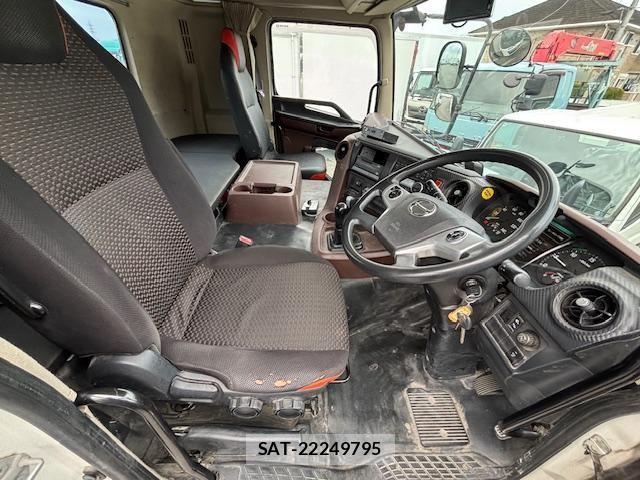 Hino PROFIA 2018-10 2003997-24