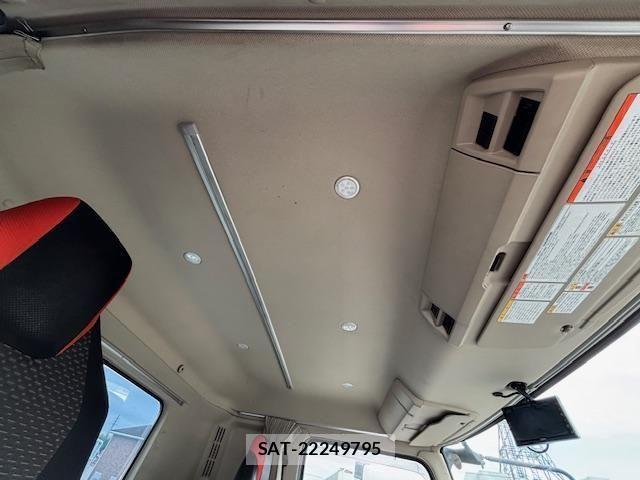 Hino PROFIA 2018-10 2003997-28