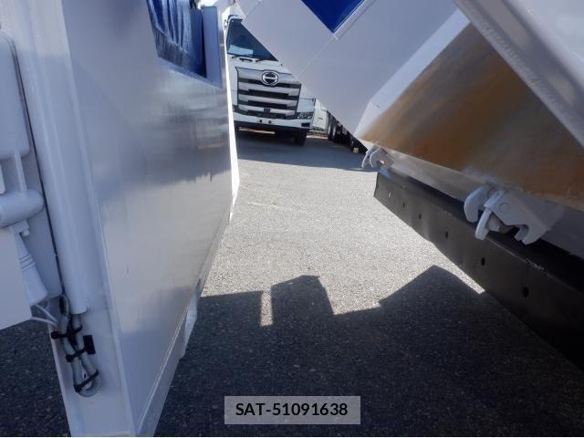 Hino PROFIA 2017-09 2003994-12