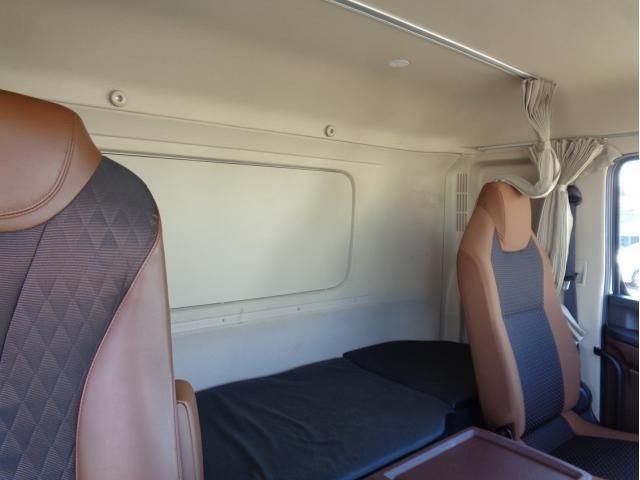 Hino PROFIA 2023-10 2103514-23