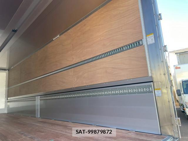 Hino PROFIA 2025-07 2447932-12