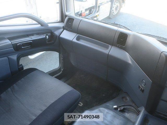 Hino PROFIA 2006-09 2830760-13
