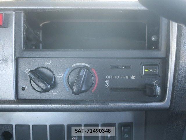 Hino PROFIA 2006-09 2830760-17