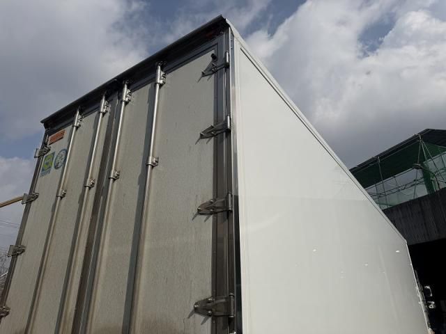 Hino PROFIA 2019-08 3681066-15