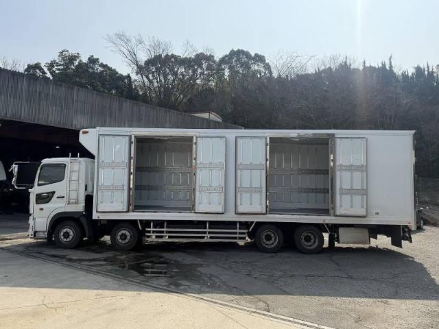Hino PROFIA 2019-08 3681066-17