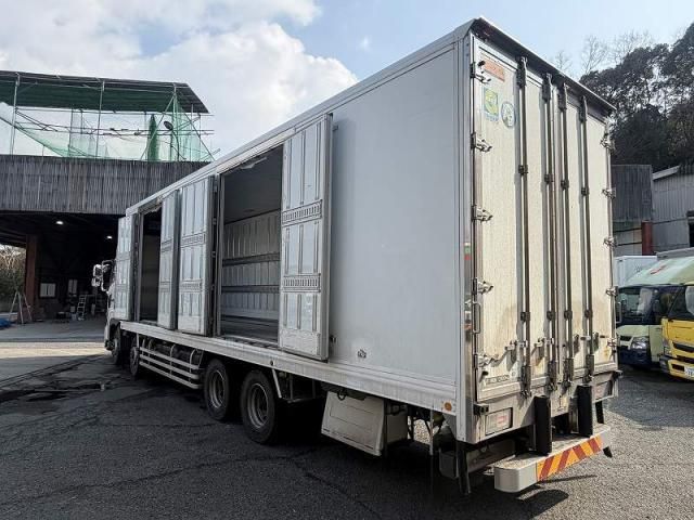 Hino PROFIA 2019-08 3681066-18