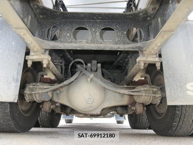 Hino PROFIA 2017-03 3909159-17