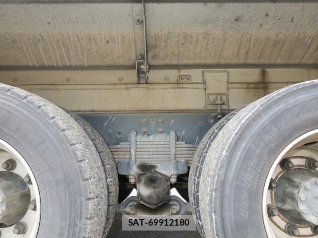 Hino PROFIA 2017-03 3909159-18