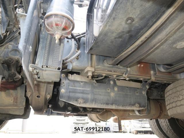 Hino PROFIA 2017-03 3909159-19