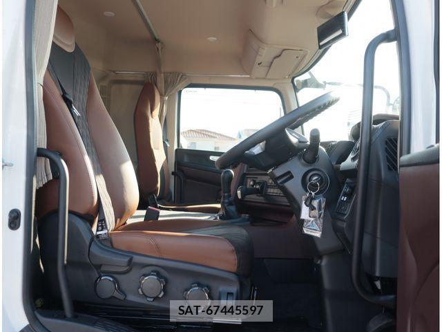 Hino PROFIA 2025-07 3909142-21