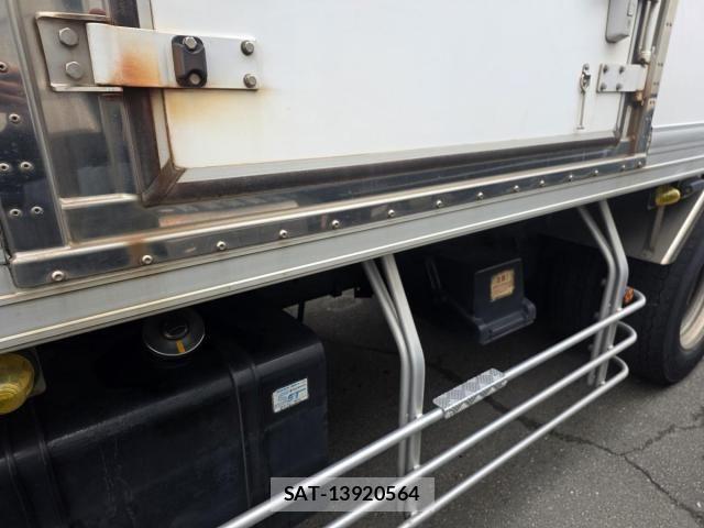 Hino PROFIA 2014-02 4047818-10