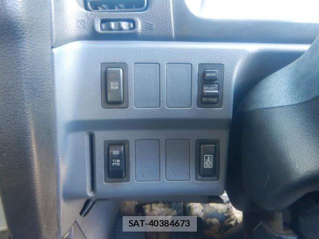 Hino PROFIA 2005-03 4047819-13