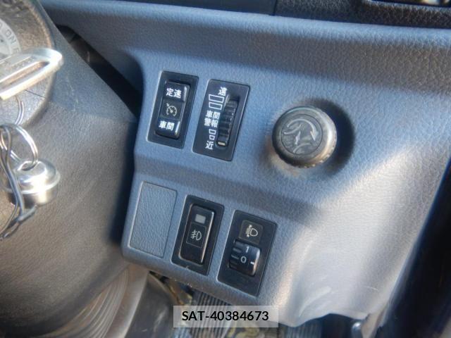 Hino PROFIA 2005-03 4047819-15