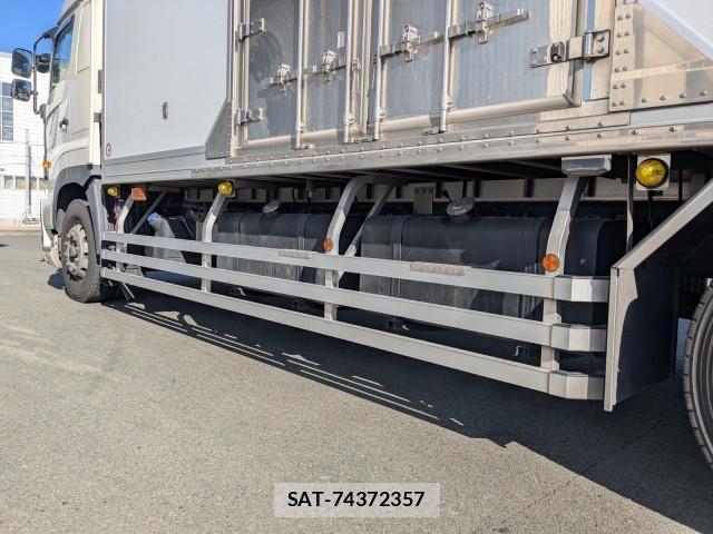 Hino PROFIA 2024-01 4111098-13